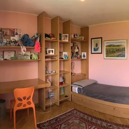 Philo Bobi Homestay *